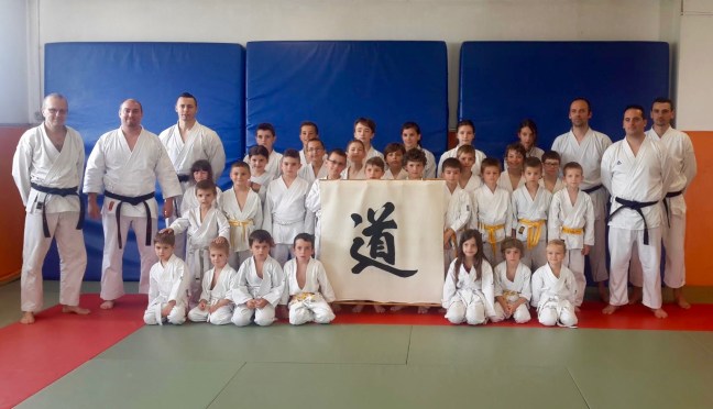 TRADITION MARTIALE DOMBASLE